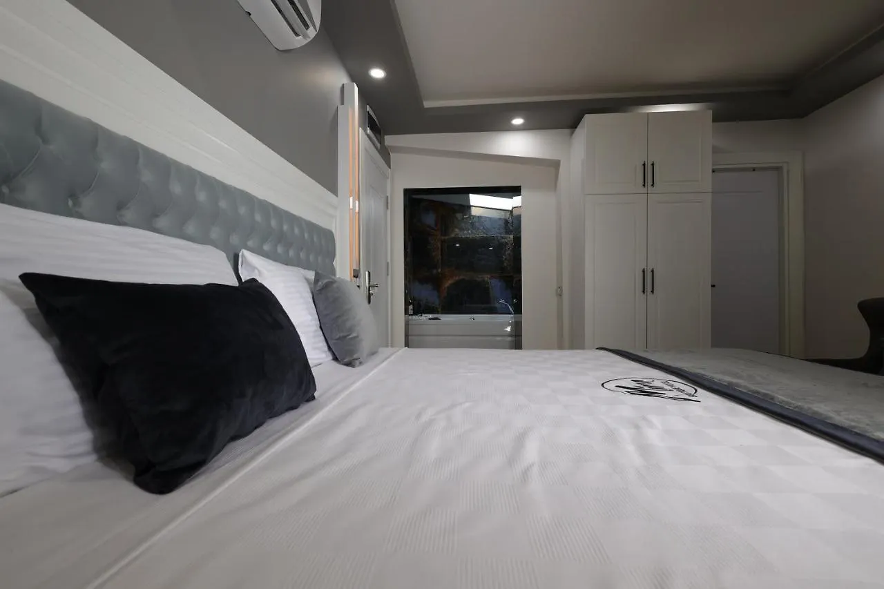 Mira Hotel Анталья